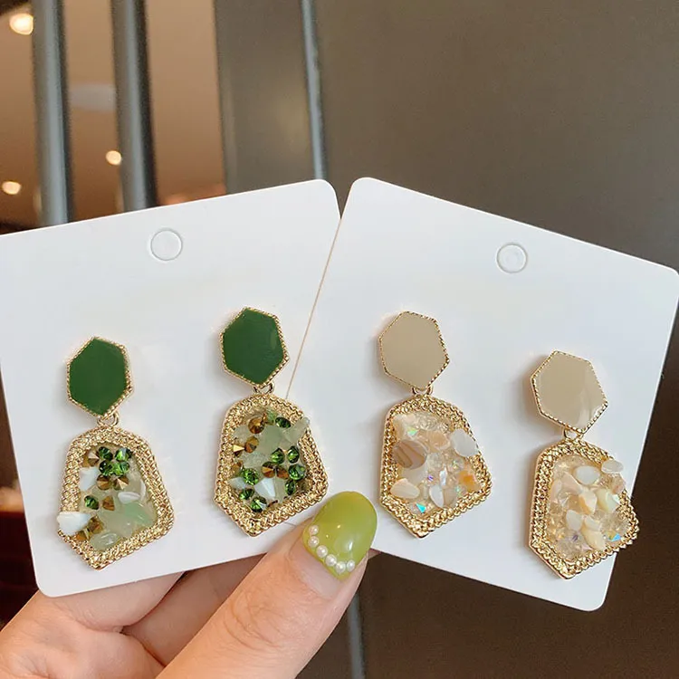 Women's Chic Irregular Natural Stone Drop Earrings Fashion Alloy