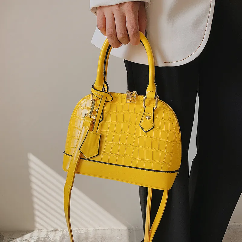Women Fashion Zipper Crocodile Pattern PU Shell Shape Crossbody Bag