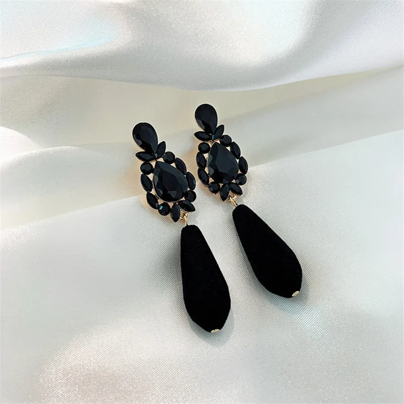 Women Exquisite Water Drop Shaped Drop Earrings Crystal Zinc Alloy Trendy Geometric
