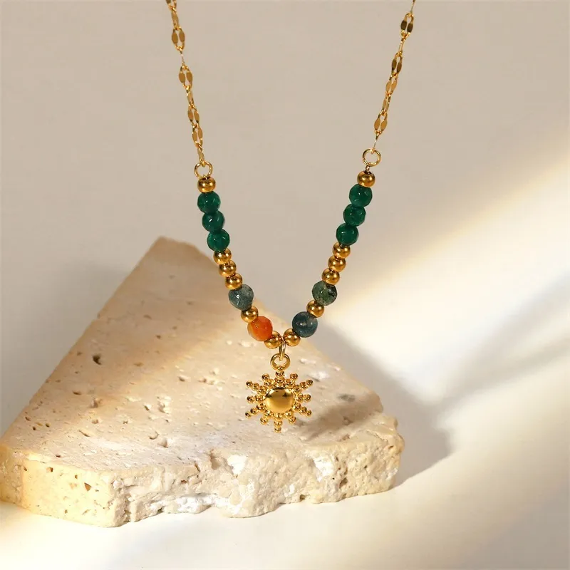 Women Vintage Natural Stone Beaded Sun Shaped Pendant Stainless Steel Necklace