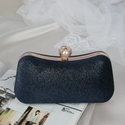 Women Vintage Chic Pearl Decorative Buckle Clutch Evening Bag
