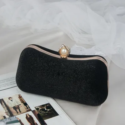 Women Vintage Chic Pearl Decorative Buckle Clutch Evening Bag