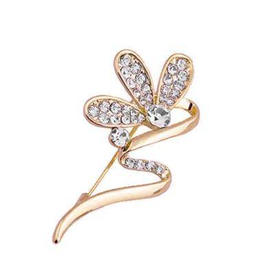 Women Fashion Pearl Floral Rhinestone Alloy Brooch