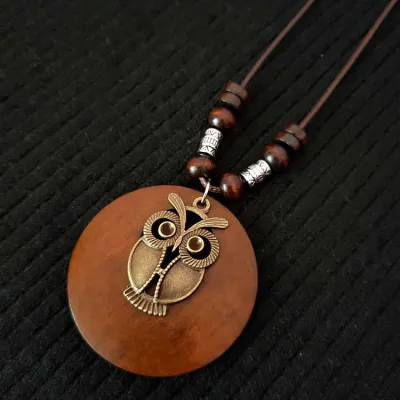 Unisex Retro Ethnic Style Wooden Alloy Leaf Pendant Long Necklace