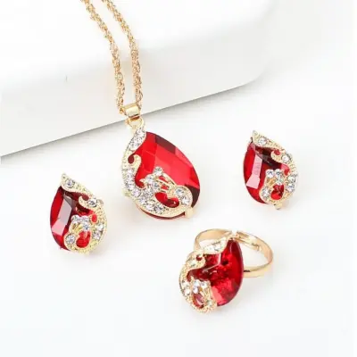 Women Fashion Peacock Alloy Inlaid Crystal 3 Piece Necklace