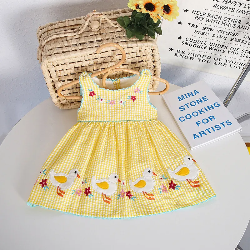 Kids Girls Cute Cartoon Animal Duckling Flower Embroidery Round Neck Sleeveless Princess Dress