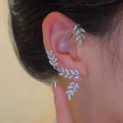 Women Fashion Simple Butterfly Metal Stud Earrings