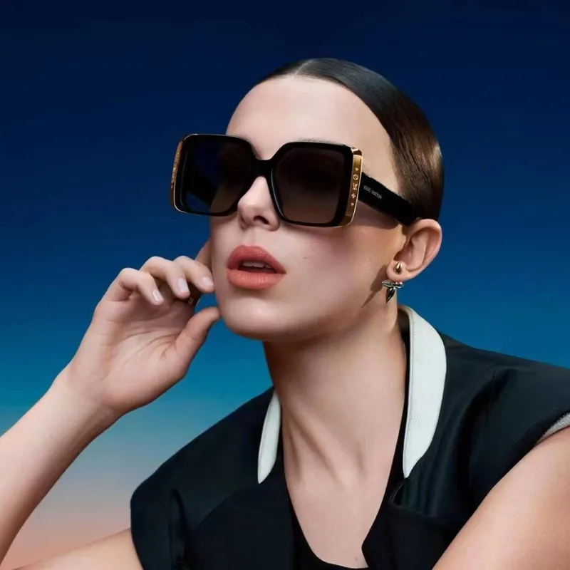 Women Fashion Square Plastic + Metal Frame Sunglasses