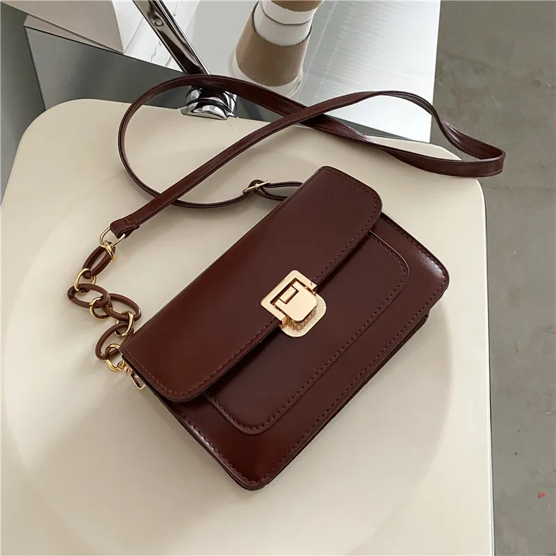 Fashion Mini Buckle Closure Pu Solid Color Handbag