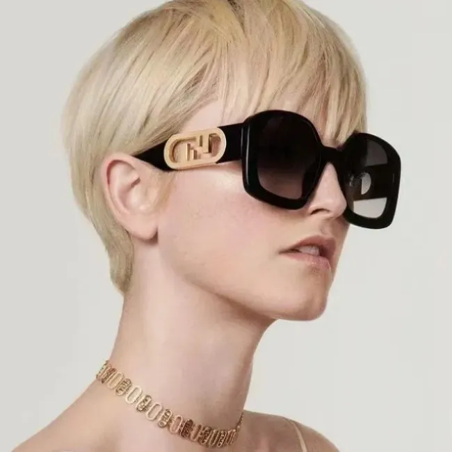 Women Fashion Square Frame Metal Cutout Temple Sunglasses