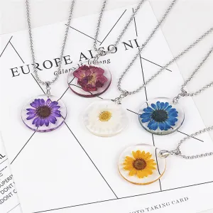 Women Fashion Resin Handmade Crystal Chrysanthemum Dried Flower Pendant Necklace