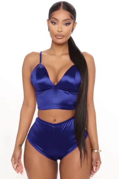 Women Edgy Casual Sleeveless Solid Color Satin Camisole And Shorts Pajamas Set