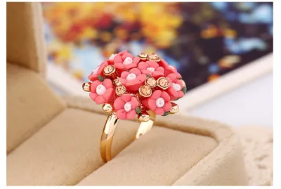 Women Fashion Diamond Ceramic Floral Ring