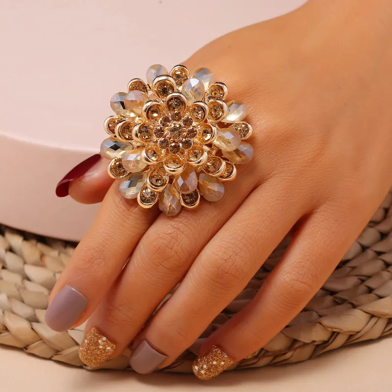 Women Fashion Alloy Diamond Crystal Floral Ring