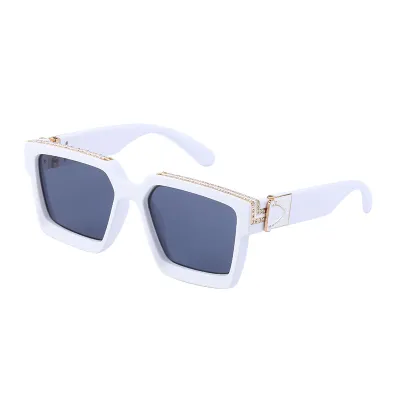 Unisex Fashion Diamond Square Frame Sunglasses PC Lens