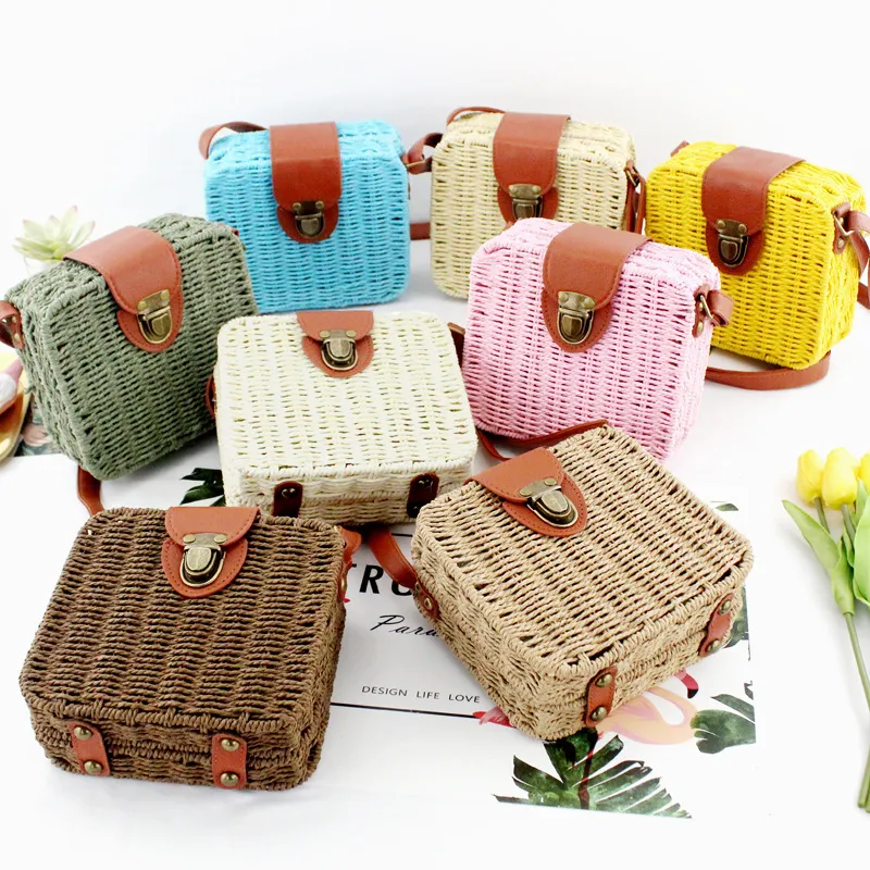Women Fashion Solid One Shoulder Woven Straw Handbag