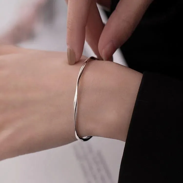 Women Fashion Simple Geometric Metal Bracelet