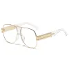 C03 Transparent