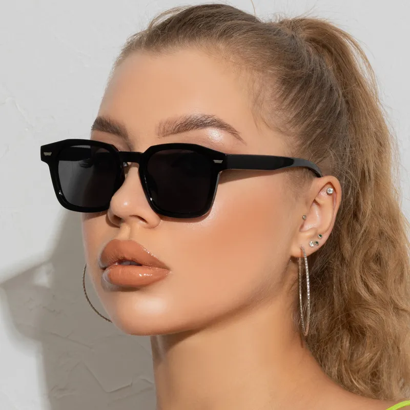 Wholesale Gafas de sol simples de polígono irregular de moda para mujer