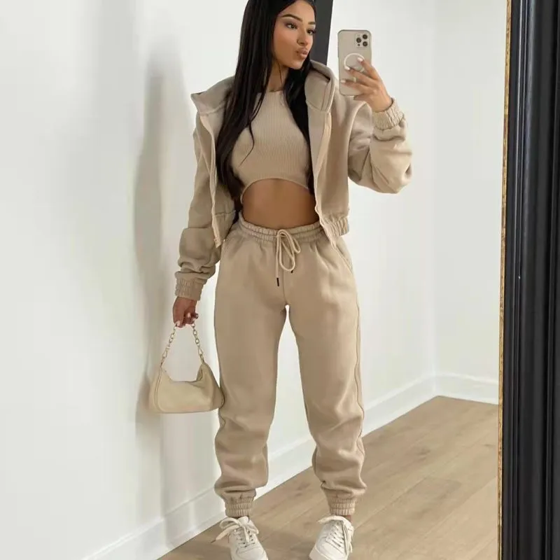 Athleisure Women Casual Fleeced Hooded Sports Top And Leisure Pants Three-Piece Set