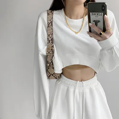 Women Casual Edgy Long Sleeve Solid Color Crop Top
