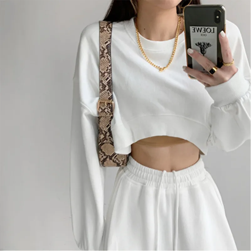 Women Casual Edgy Long Sleeve Solid Color Crop Top