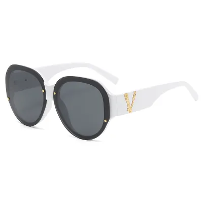 Women's Fashion Large Oval Frame Rice Nail Sunglasses PC Lens