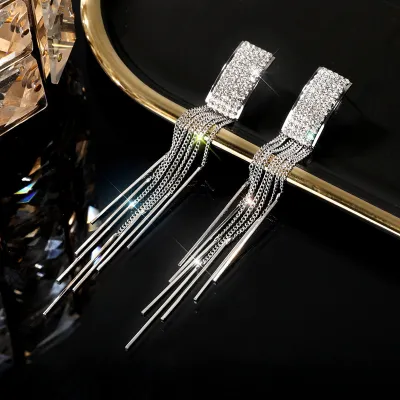 Women Fashionable Alloy Rhinestone Long Tassel Earrings