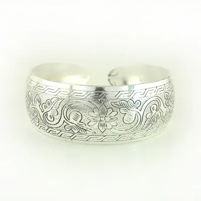 Women's Fashion Retro Carved Elephant Open Bangle Bracelet