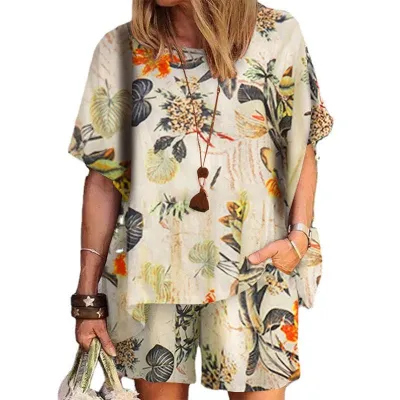 Women Vintage Floral Print Crew Neck Short Sleeve Top And Shorts Set