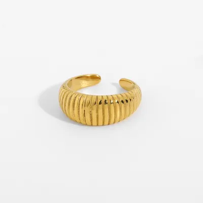 Wholesale Unisex Personality Stainless Steel Gold Plated Croissant Ring