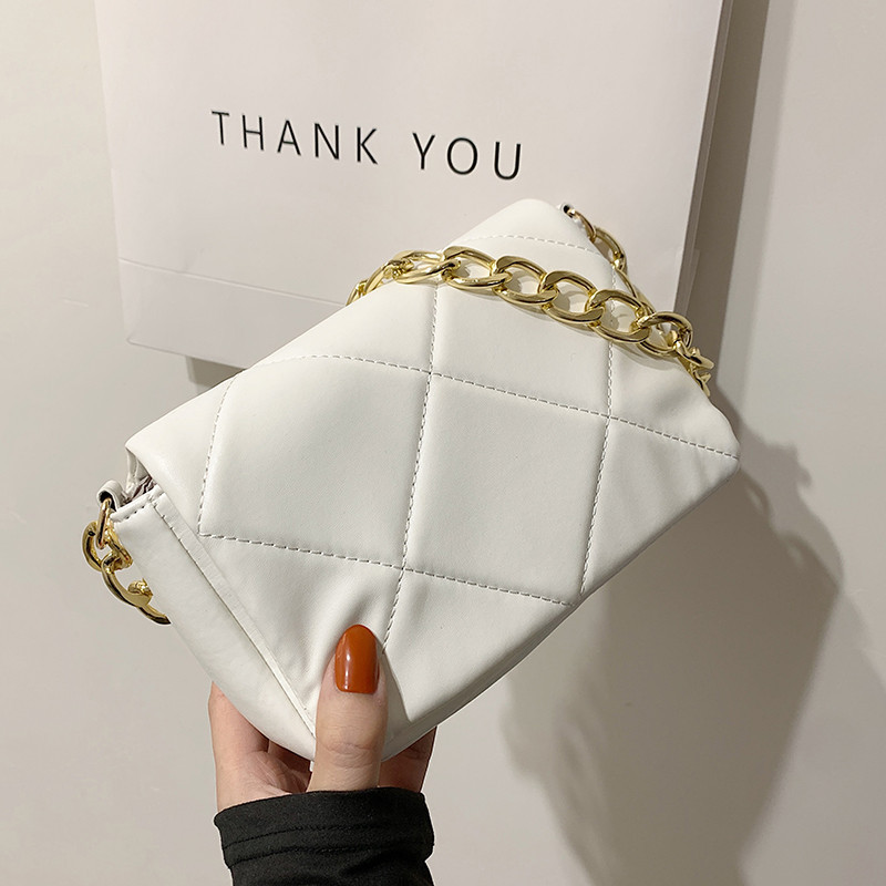 Wholesale Women Fashion Casual Thick Chain Shoulder Bag