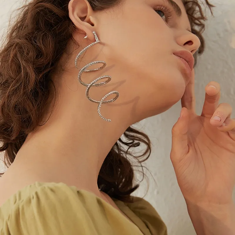 Wholesale Women Fashion Rhinestone Bending Semicircle Earrings