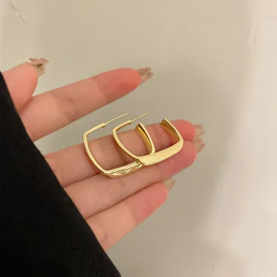Wholesale Women Simple Silver Needle Metal Geometric Earrings