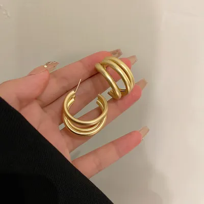 Wholesale Women Simple Silver Needle Metal Geometric Earrings