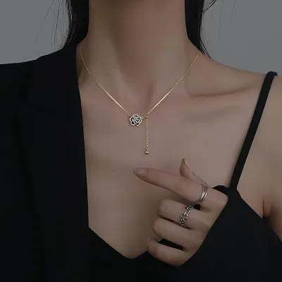 Wholesale Women Fashion Rhinestone Camellia Pendant Necklace Copper Flower Jewelry