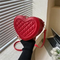 Women'S Fashion Solid PU Heart Shaped Quilted Crossbody Bag