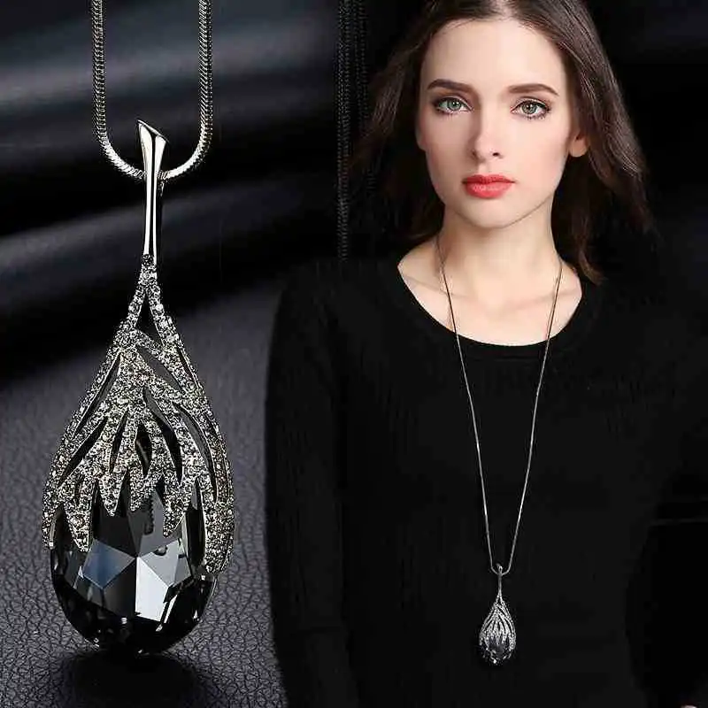 Wholesale Women Fashion Drop Water Shape Crystal Pendant Long Sweater Chain Necklace