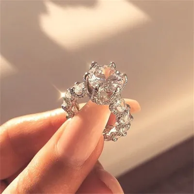 Women Fashion Simple Zircon Ring Alloy