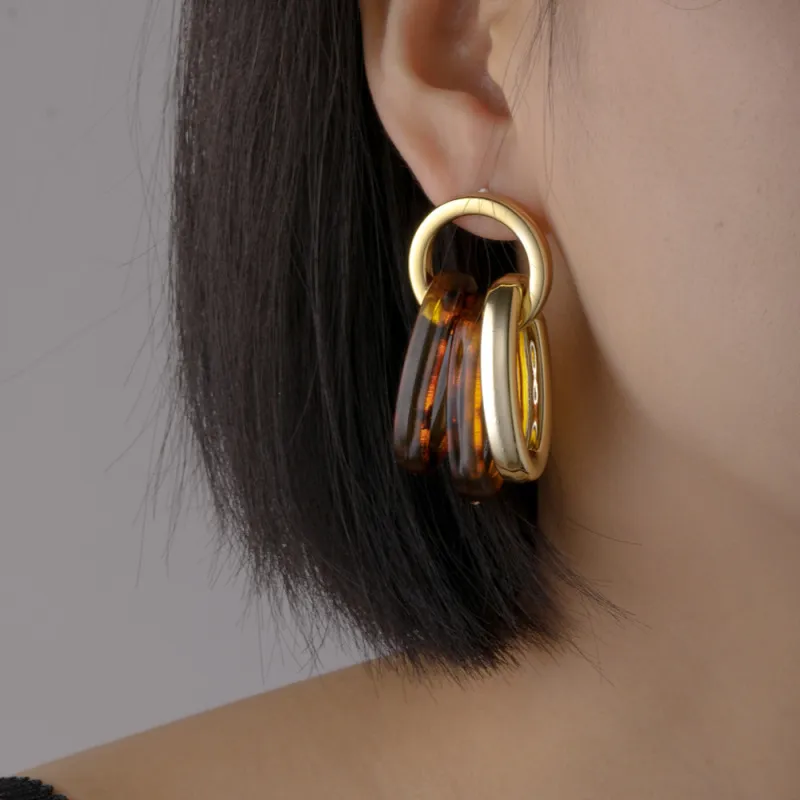 Wholesale Women Fashion Leopard Contrast Color Metal Resin Earrings