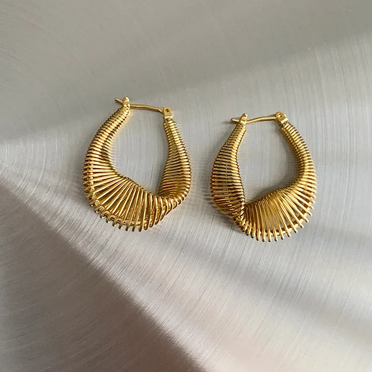 Wholesale Women Creative Geometric Lines Twisted U Shaped Metal Earrings