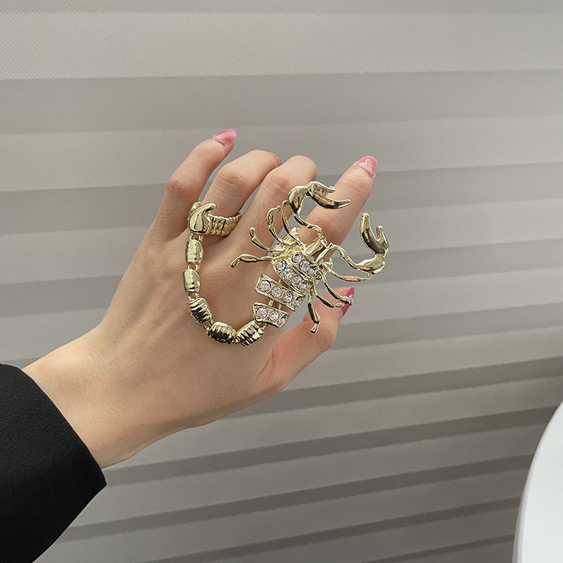 Wholesale Wholesale Women Exaggerated Unique Metal Scorpion