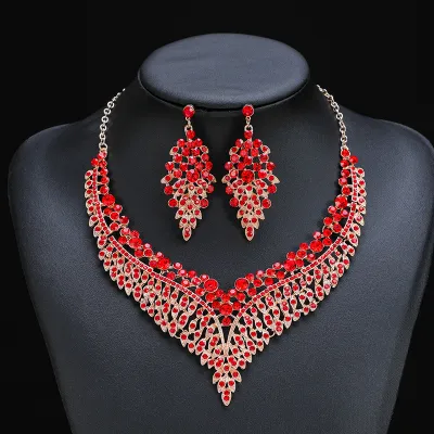 Wholesale Women Temperament Rhinestone Alloy Necklace Earrings Set Jewelry Set