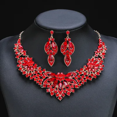 Wholesale Women Fashion 2Pcs/Set Leaf Floral Shape Crystal Necklace Earrings Set