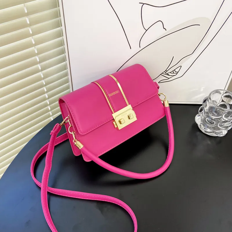Women's Vintage Metal Embellished Solid Color PU Messenger Shoulder Bag