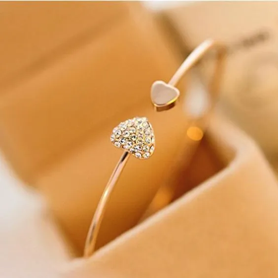 Women Creative Simple Heart-Shaped Open Bracelet