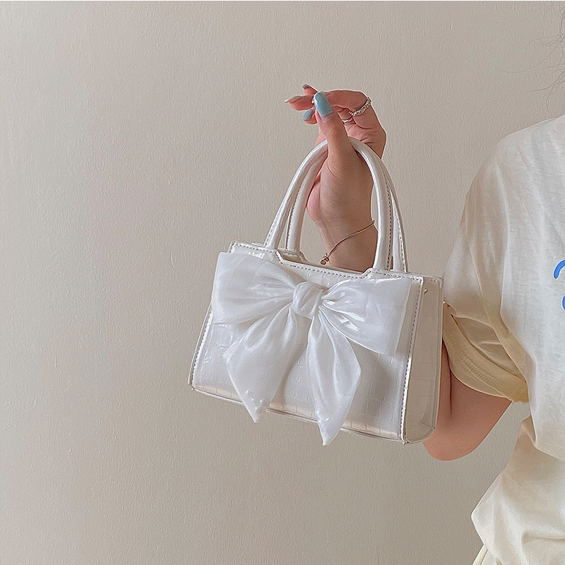 ★LOTSYOU★ lotsyou_Fairy tale Padding Big bag Ivory 라츠유(LOTSYOU) lotsyou_Fairy tale Padding Mini bag Light