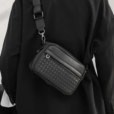 Men Casual Solid Color PU Leather Messenger Bag with Zipper Closure
