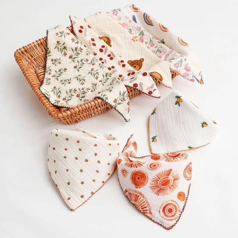 Toddlers Newborn Baby Fashion Triangular Bib Burp Cloth Pure Cotton Unisex