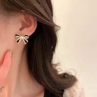 Women Fashion Black Rhinestone Pearl Bow Drop Earrings